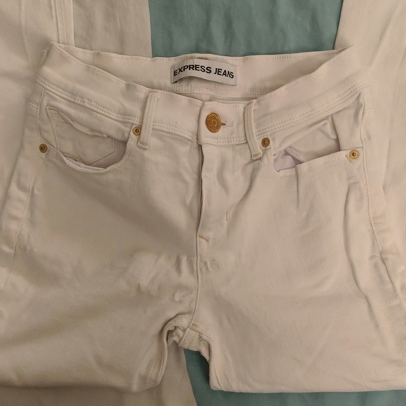 Express | Cropped Legging Mid-Rise White Jeans - Picture 4 of 6